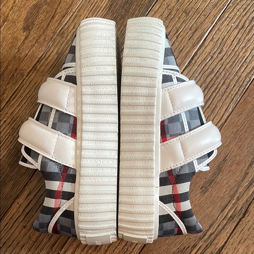 Burberry Kids Checkered Sneakers - Black and White - Picture 6 of 11